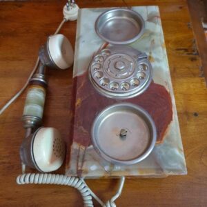 stari-telefon-onyxa-slika-162439213