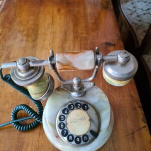 stari-telefon-onyxa-slika-162439794
