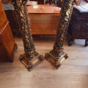 Zlatni venecijan stupovi